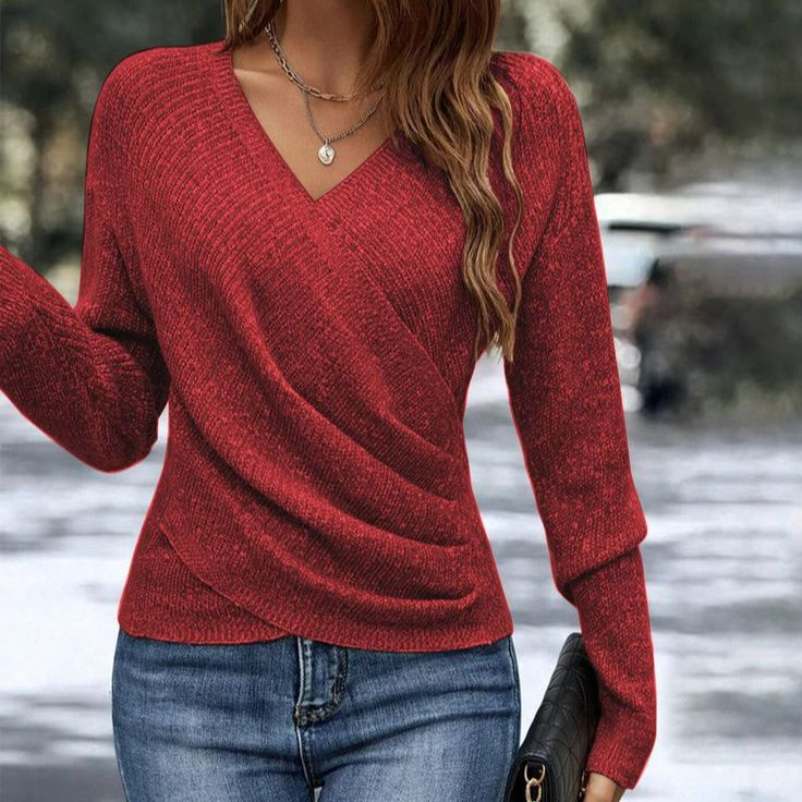 Hyden Junia™ | Elegant and Comfortable Sweater