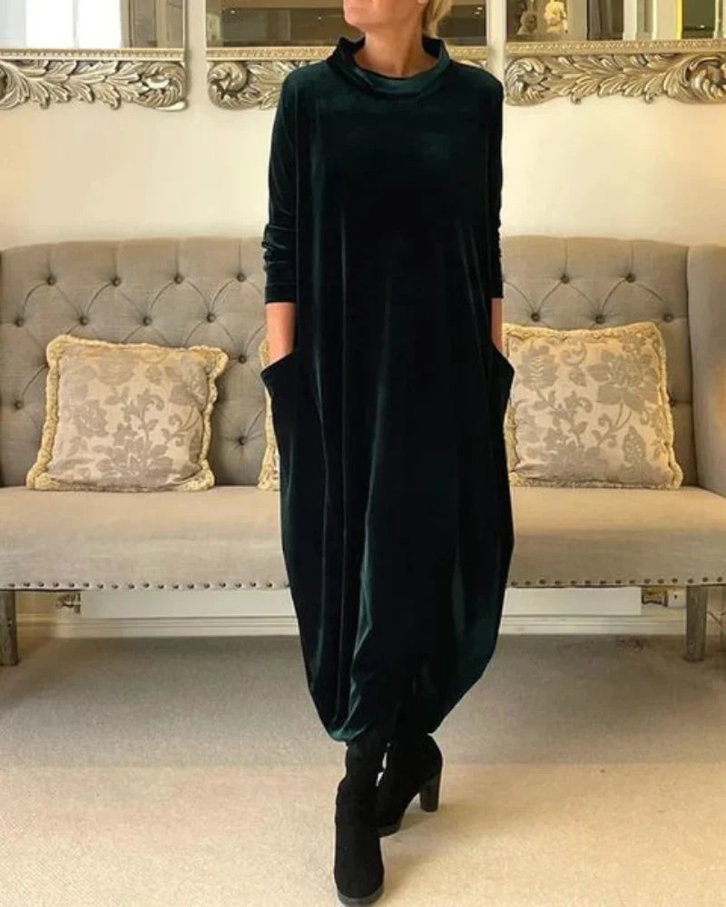 Layeena - Elegant Velvet Maxi Dress