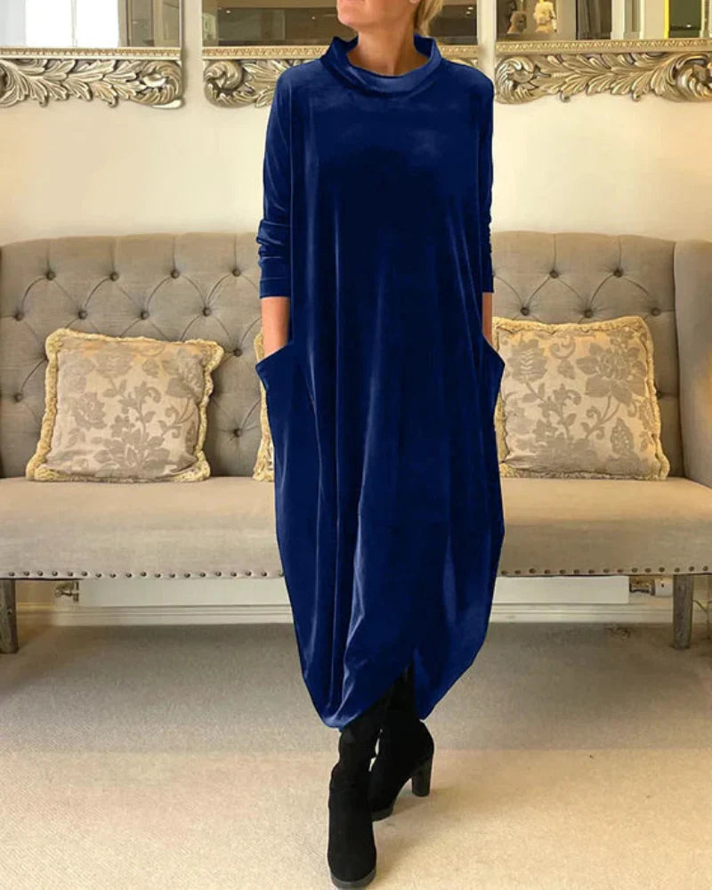 Layeena - Elegant Velvet Maxi Dress