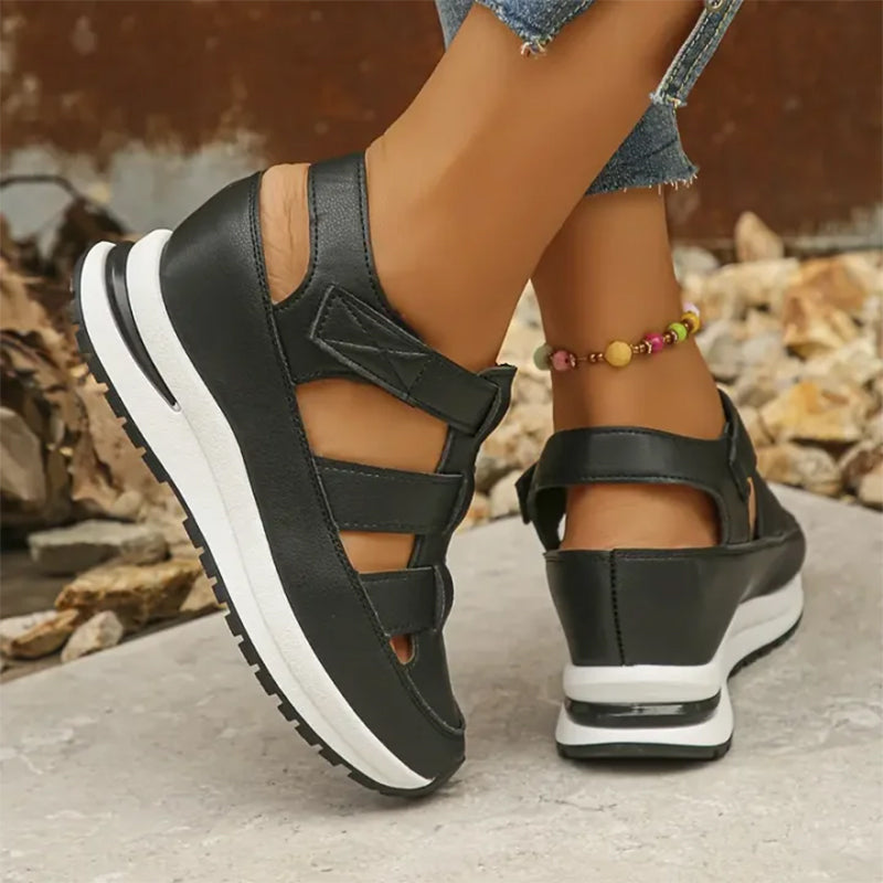 Nahal™ Closed-Toe Basket Sandals